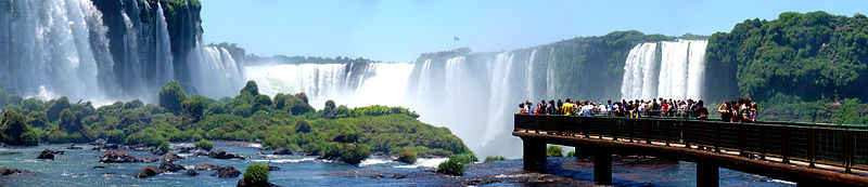 Iguazú-vandfaldene. Lej bil på Billeje.info