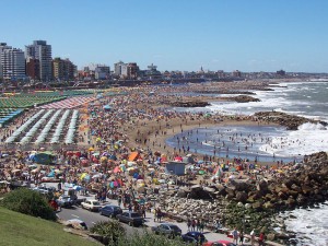 Stranden ved Mar del Plata. Lej bil på Billeje.info