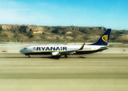 Ryanair fly. Lej bil i Billeje.info